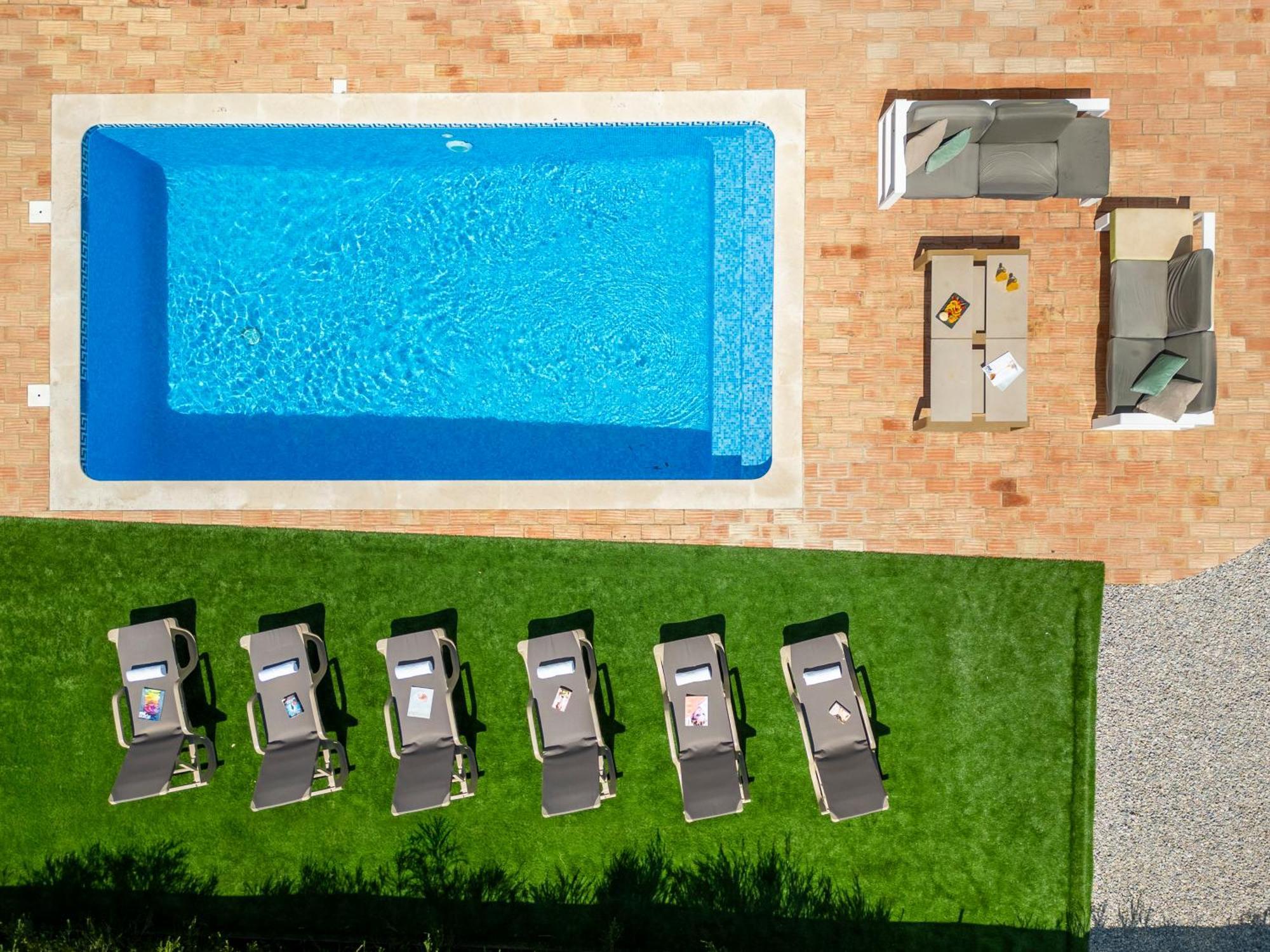 Bellegarde By Algarve Vacation